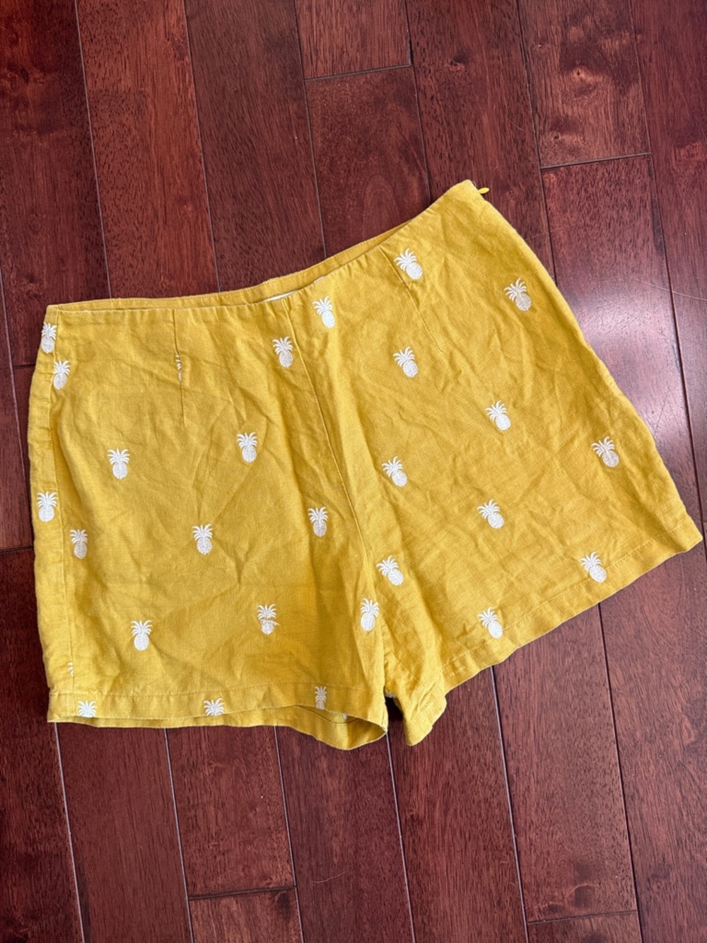 Boden Yellow Pineapple Embroidered 100% Linen Flat Front Shorts 4